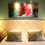 Western Anjou Lafayette Hotel 3*