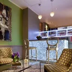 Western Anjou Lafayette 3* Parigi
