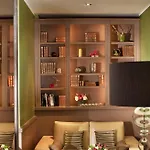 Hotel Western Anjou Lafayette 3*